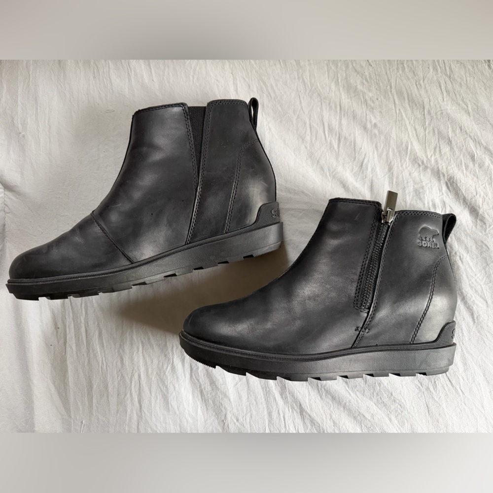 Sorel Black Leather Ankle Boots